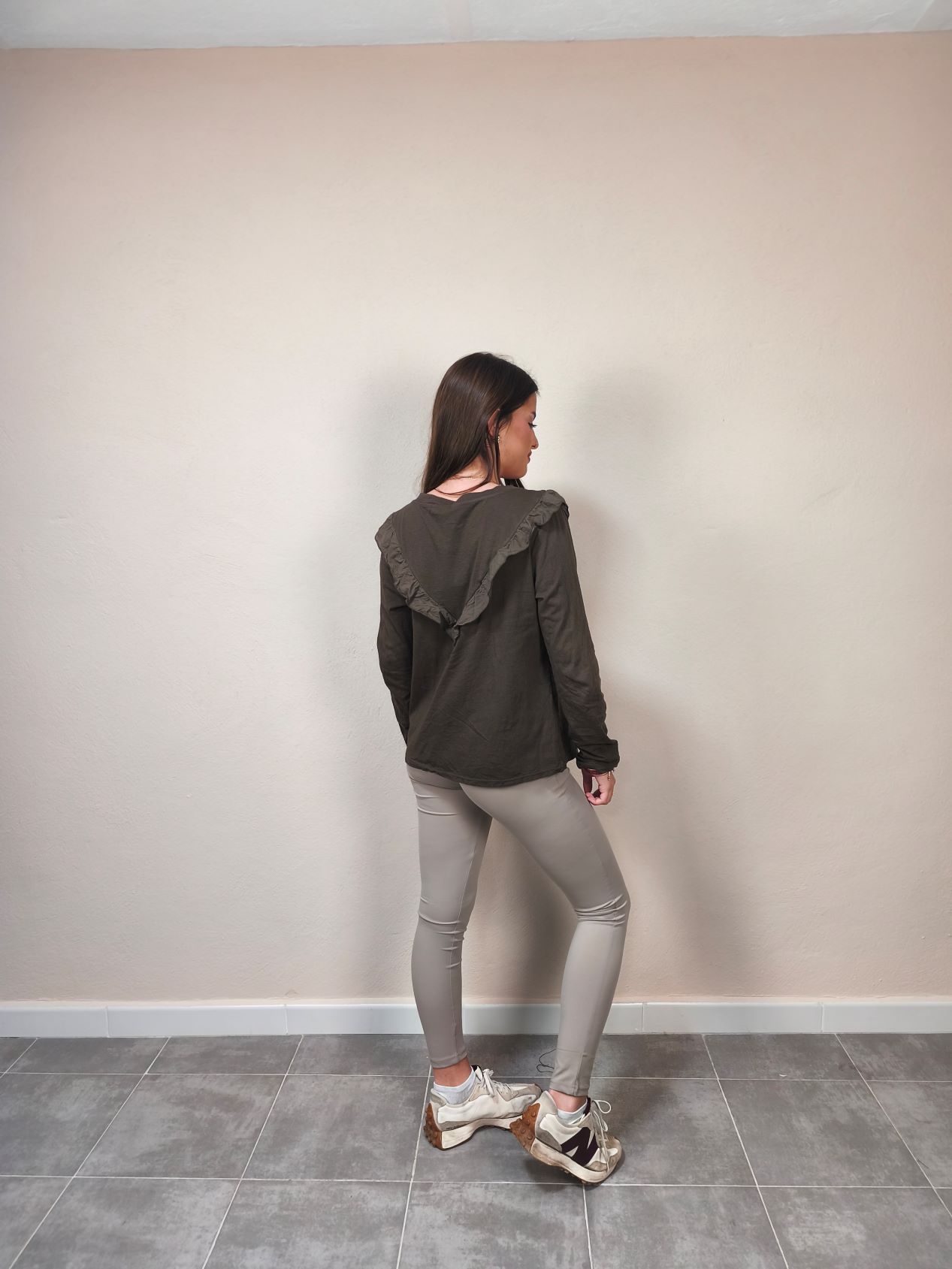 CAMISETA VOLANTES ABRIL - Imagen 8